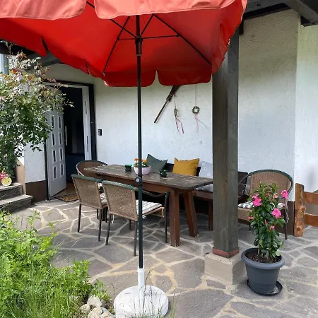 Haus Lana Appartamento Dornbach